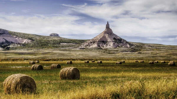 La Extraña Razón por la que Puede Ser Legal Acceder a un Cementerio Privado en Nebraska
