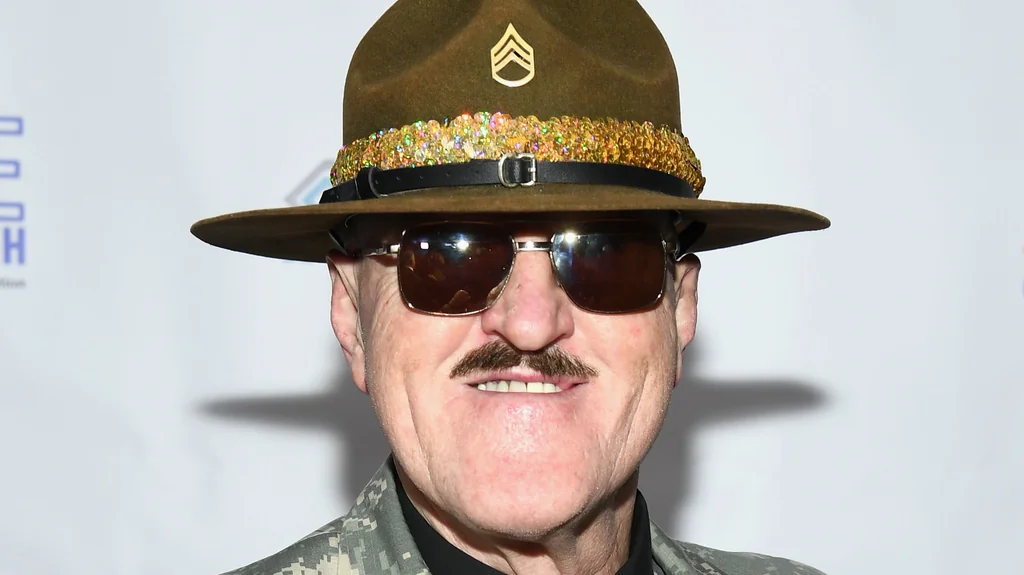 Así de Rica es hoy la Leyenda de la Lucha Sgt. Slaughter