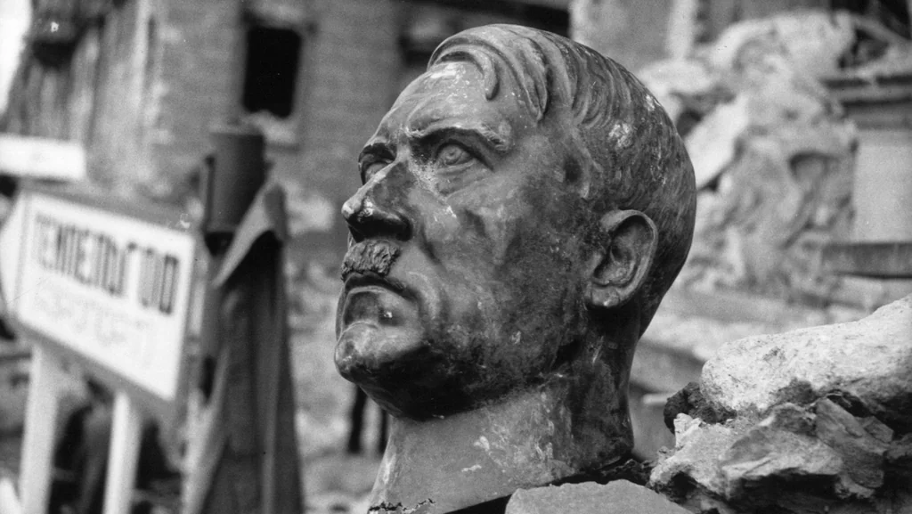 La Misteriosa Búsqueda de Hitler del Santo Grial Explicada