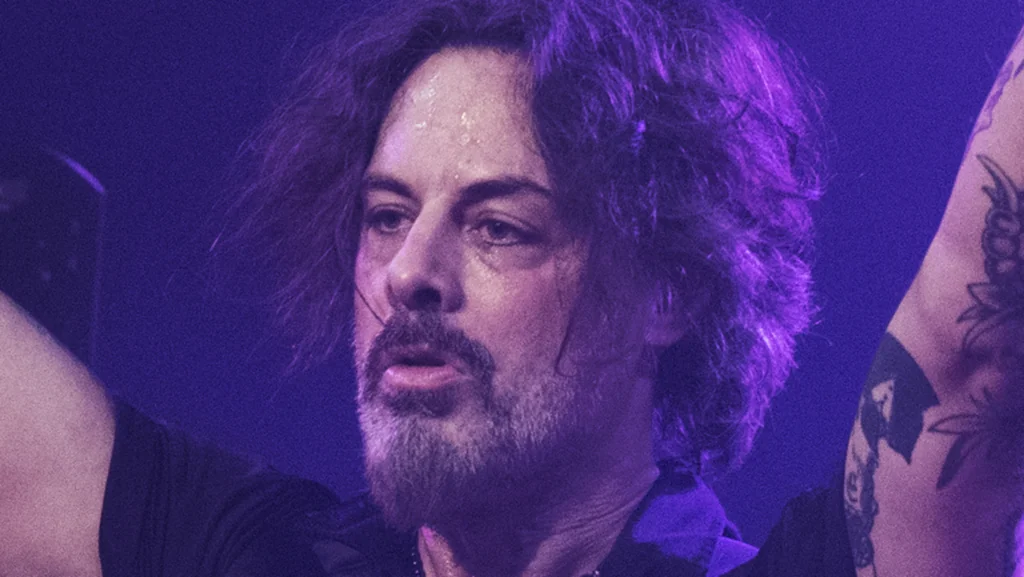 Por qué Richie Kotzen fue expulsado de Poison