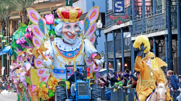 Lo Insólito que Nueva Orleans Prohíbe en los Desfiles de Mardi Gras